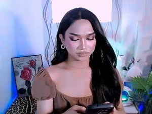 urmistress_69's webcam