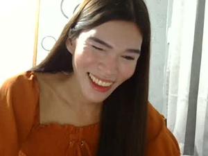 urtrans_sheenlyn's webcam