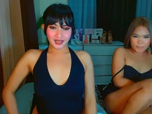 urwildest_farrah's webcam