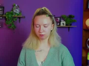 vaiolet_lovely's webcam