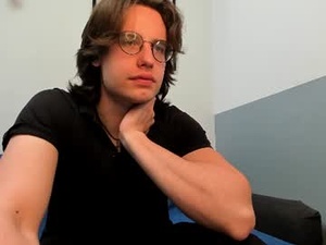 valo_cross's webcam