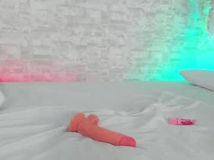 vanessa_santillan's webcam