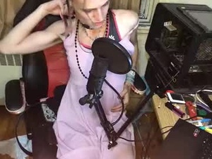 veelucious's webcam