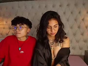 velvet_mysstic's webcam