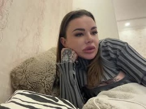 velvetqueen99's webcam