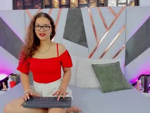veronica_swift's webcam