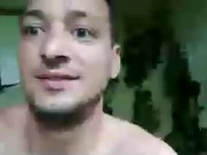 vicfuck1010's webcam