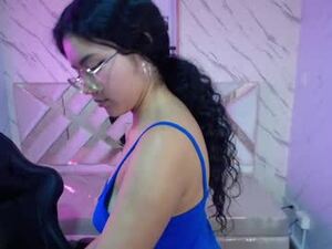 victoria_castillo_b's webcam