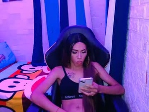 victoriaasianmistress's webcam