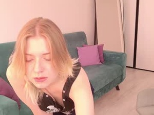 viki_charm's webcam