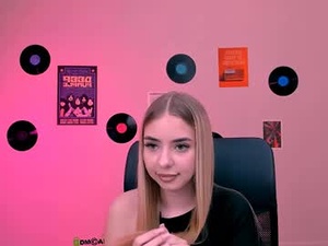 viola_sweet_'s webcam