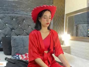 violett__golden's webcam