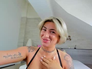 violin_moves's webcam