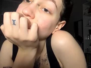 viviennebuiles's webcam