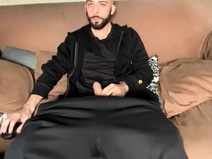 whateverdude145730's webcam
