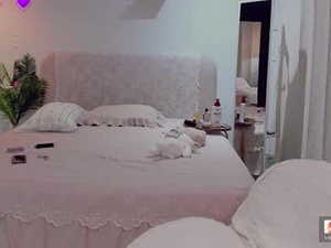 whitehelenn's webcam