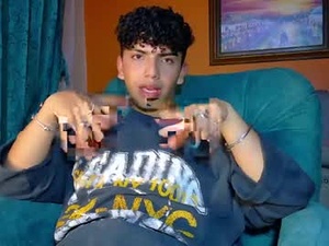 x_oscar_x's webcam