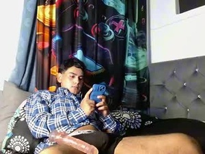 xandrodeluxe's webcam