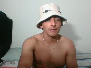 xvibe_hotx_x's webcam