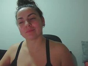 xxbeyotaxx's webcam