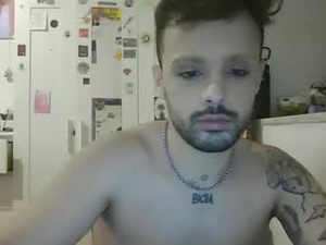 xxxpietro1903's webcam