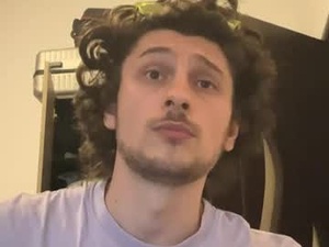 yellowsubmarinex2's webcam