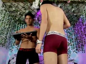 yoel_allan_hot88's webcam