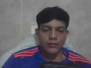 yorkyelfa's webcam