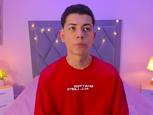 your_fav_twink_'s webcam