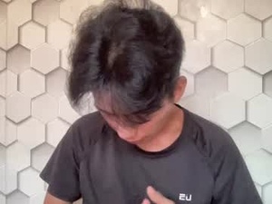 yourasian_boy's webcam