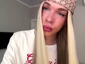 yourbabyteo's webcam