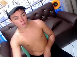 yourbigboyxxx143's webcam