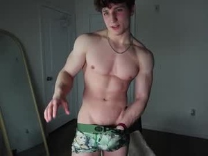 yourbigitalianstallion's webcam
