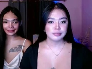 yourgirlandreaxxx's webcam