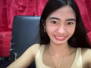 yourgirlsweet_kishia's webcam