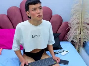 yourgoodboyy_'s webcam