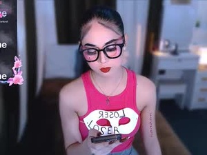 yourhumiliationgirl's webcam