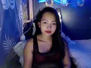 yourloving_maris's webcam