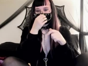 yourpuppybambi's webcam