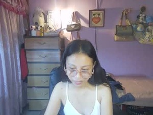 yourshy_cess's webcam