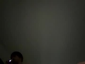 yourwhiteislandboy's webcam