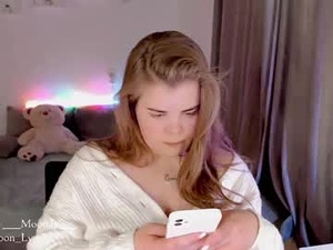 yumm_lolly's webcam