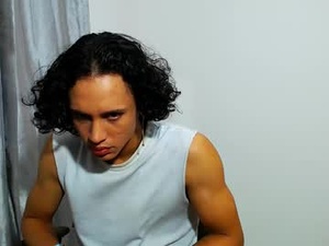 zach__gillmour's webcam