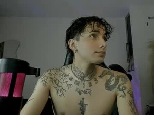 zack_tattoo's webcam